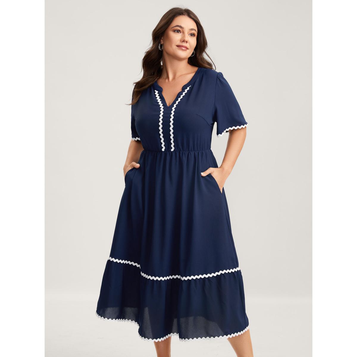 Plus Size Lace Contrast Notched Collar Midi Dress DarkBlue Women Notched collar Short sleeve Curvy BloomChic 14-16/1X Product Image