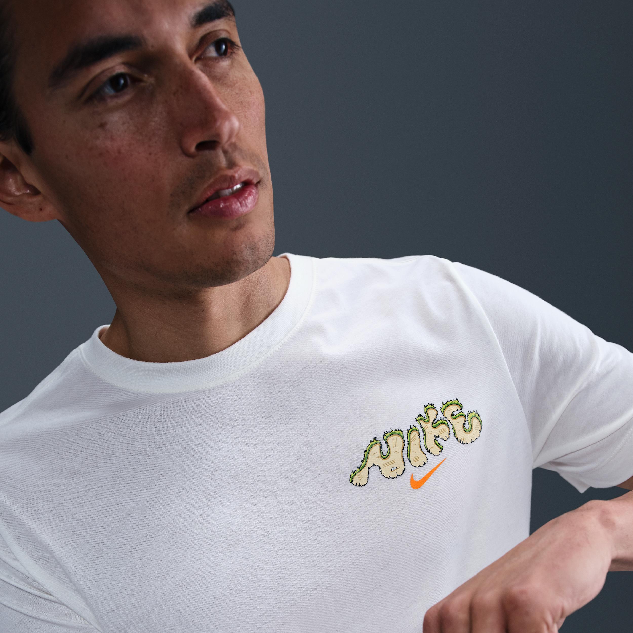 Nike Men's Golf T-Shirt Product Image