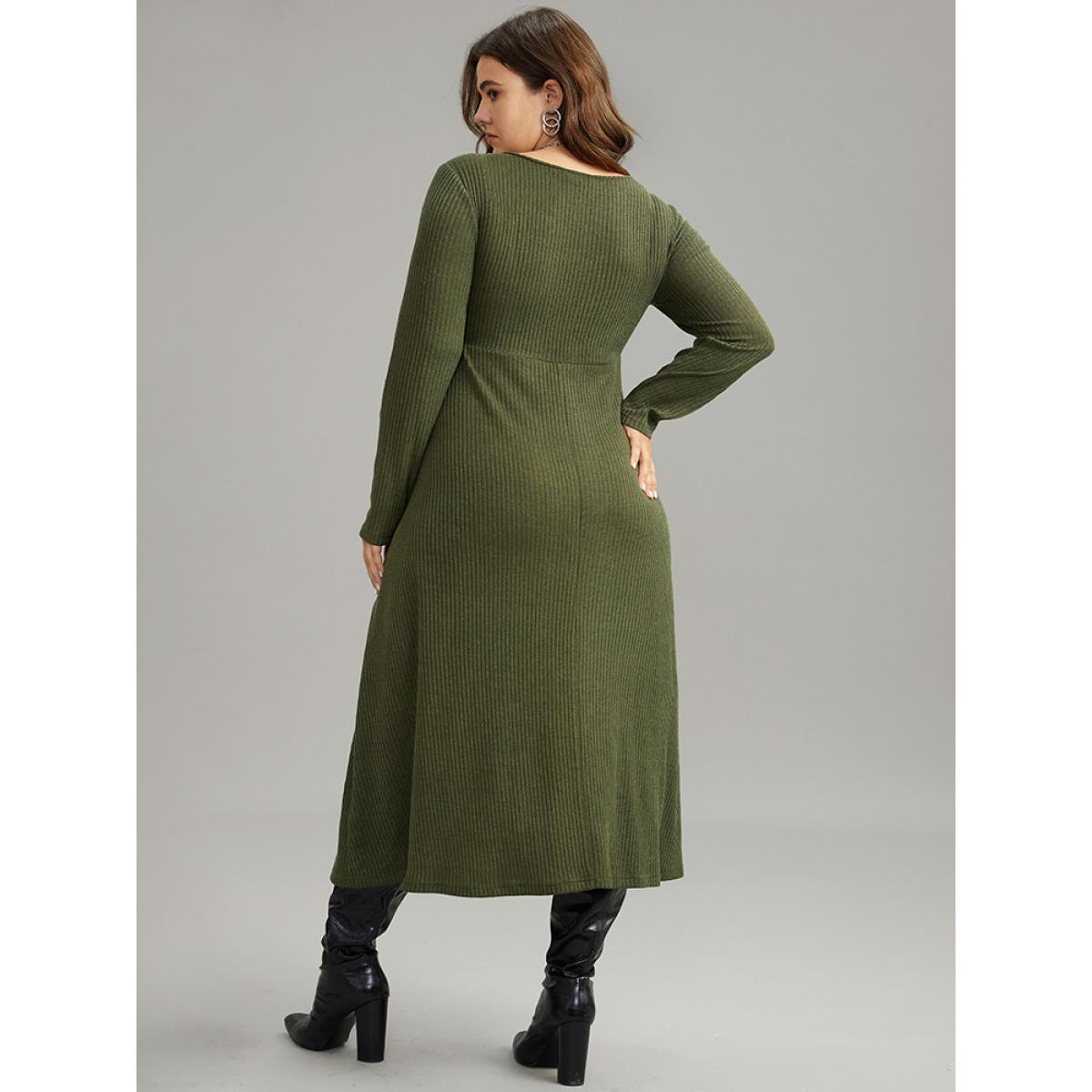 Plus Size Solid Textured V Neck Pocket Dress ArmyGreen Women Basics Texture V-neck Long Sleeve Curvy Midi Dress BloomChic 18-20/2X Product Image