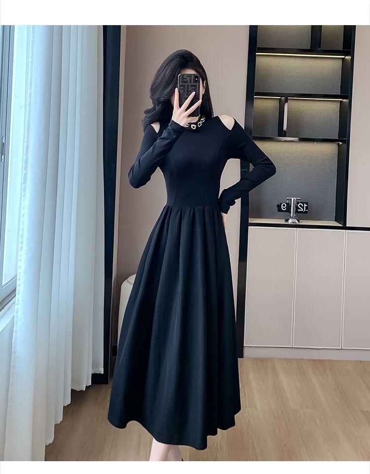 Long-Sleeve Mock Neck Cold Shoulder Plain Midi A-Line Dress Product Image
