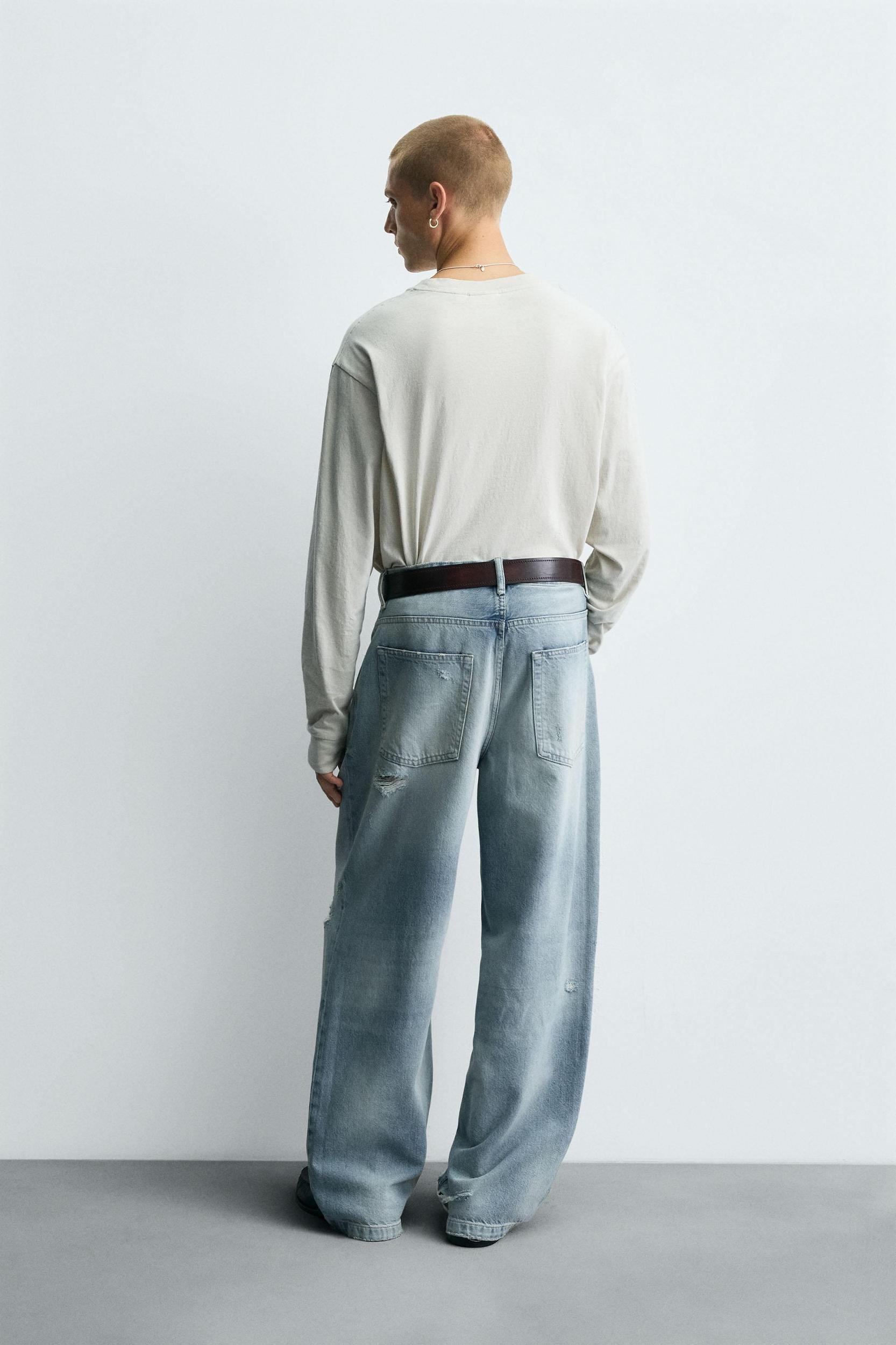 RIPPED BAGGY FIT JEANS Product Image