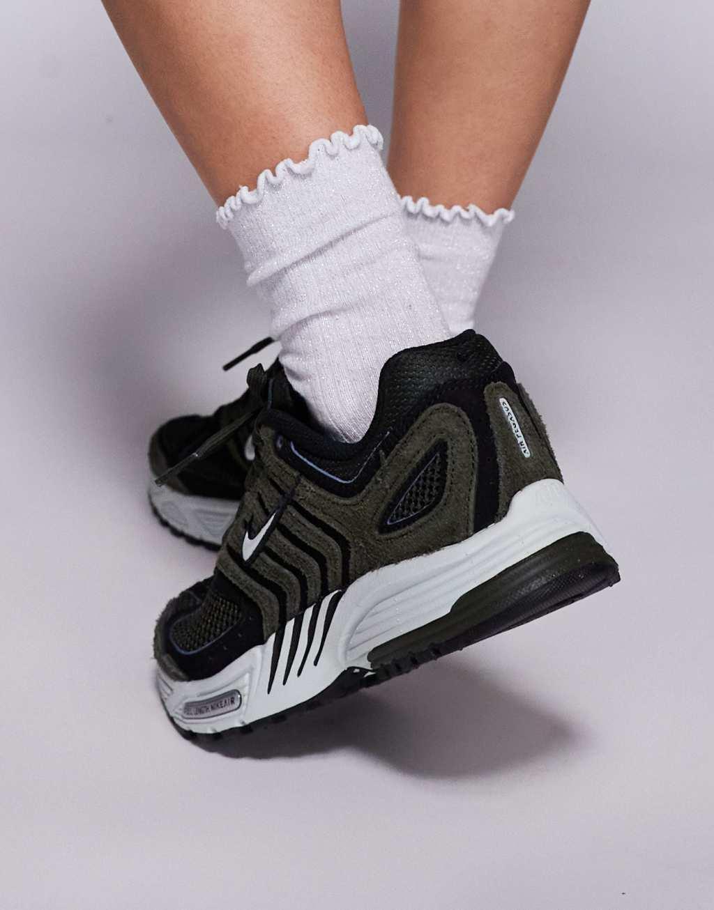 Nike Air Pegasus 2005 sneakers in dark green and silver Product Image