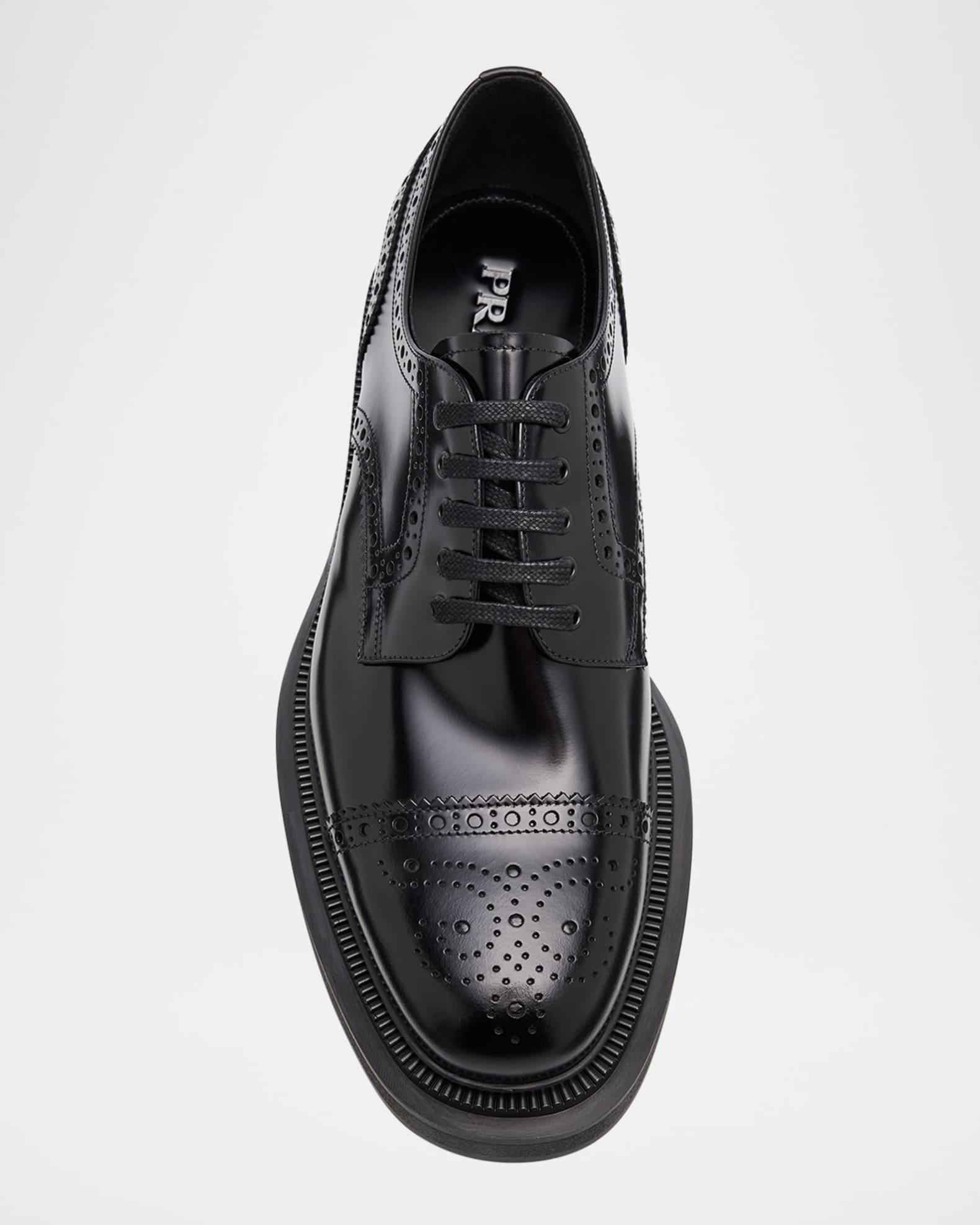 Men's Tyrone Brogue Leather Derby Shoes Product Image