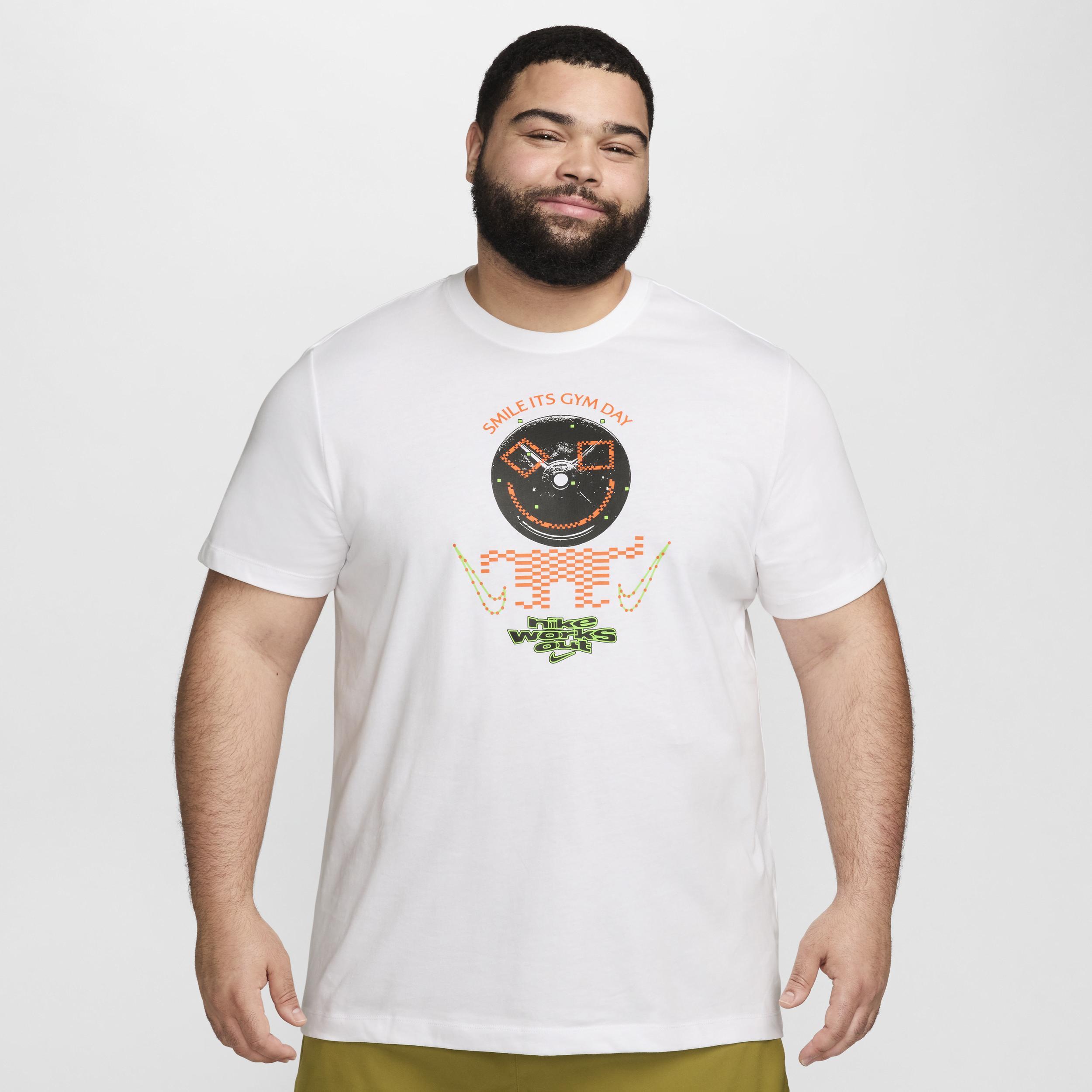 Nike Men's Fitness T-Shirt Product Image