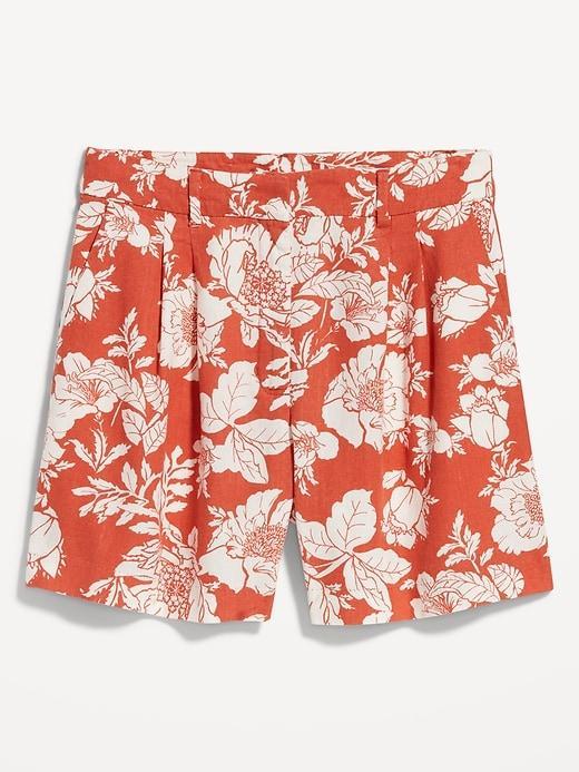 Extra High-Waisted Taylor Linen-Blend Trouser Shorts -- 5-inch inseam Product Image
