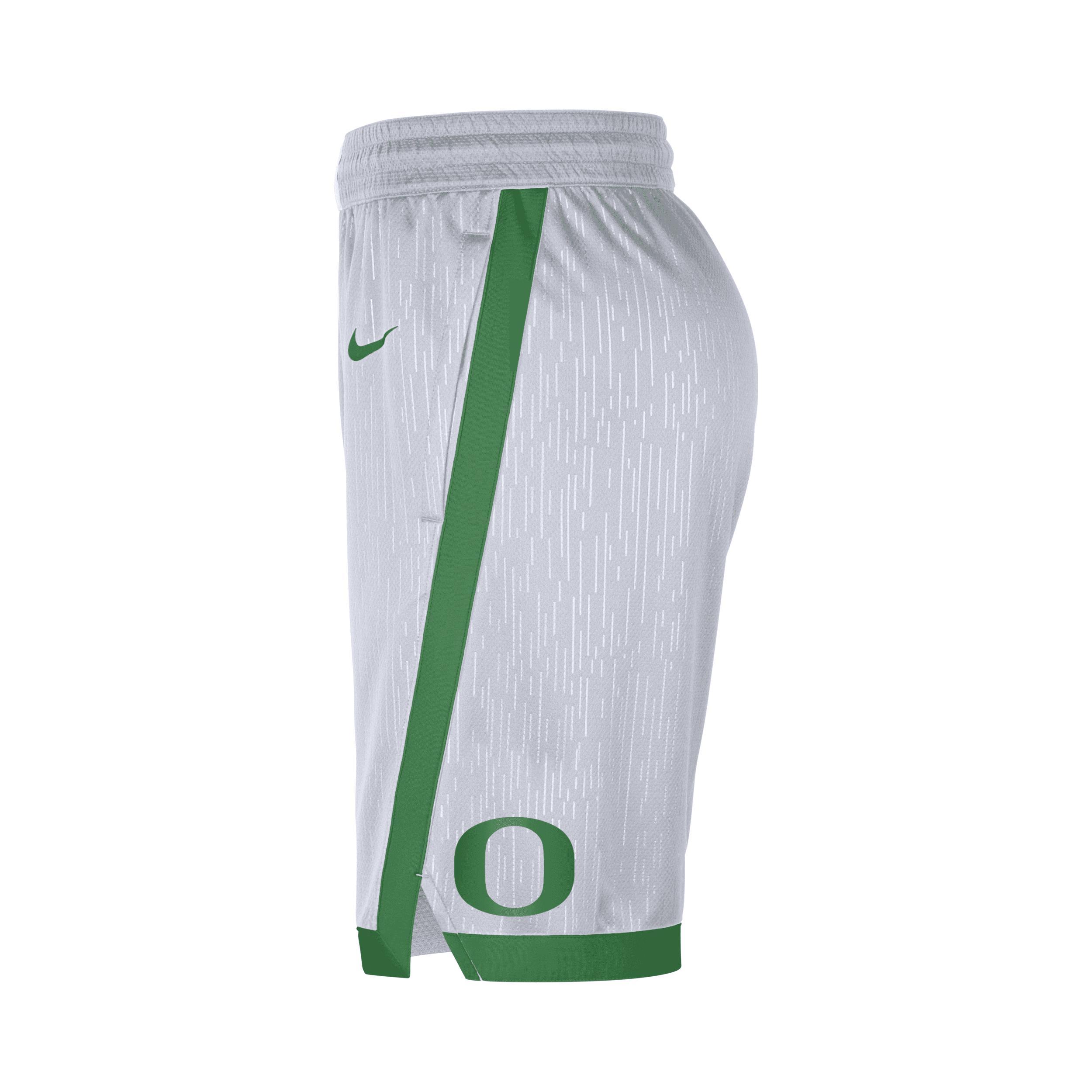 Nike College (Oregon) Men's Replica Basketball Shorts Product Image