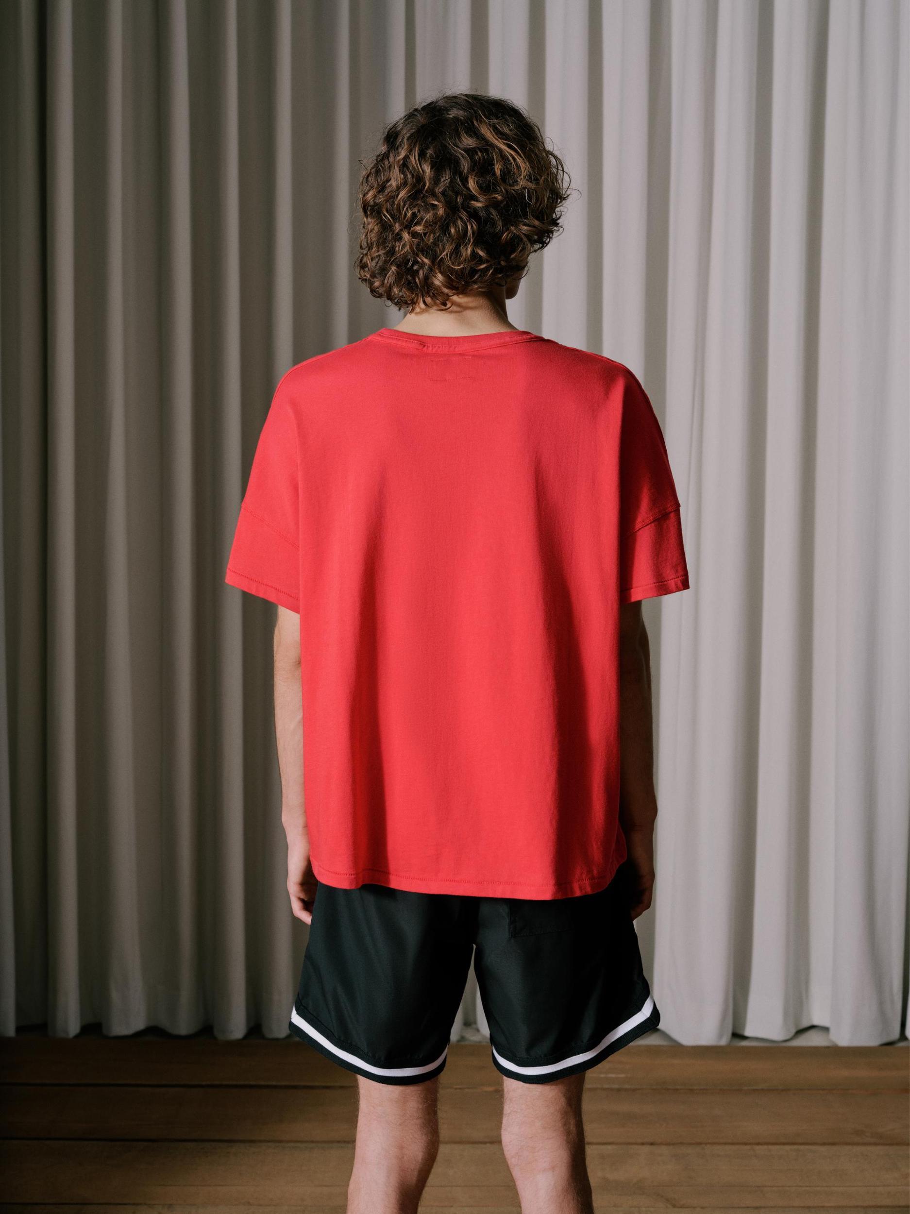 REVERSE TEE Male Product Image
