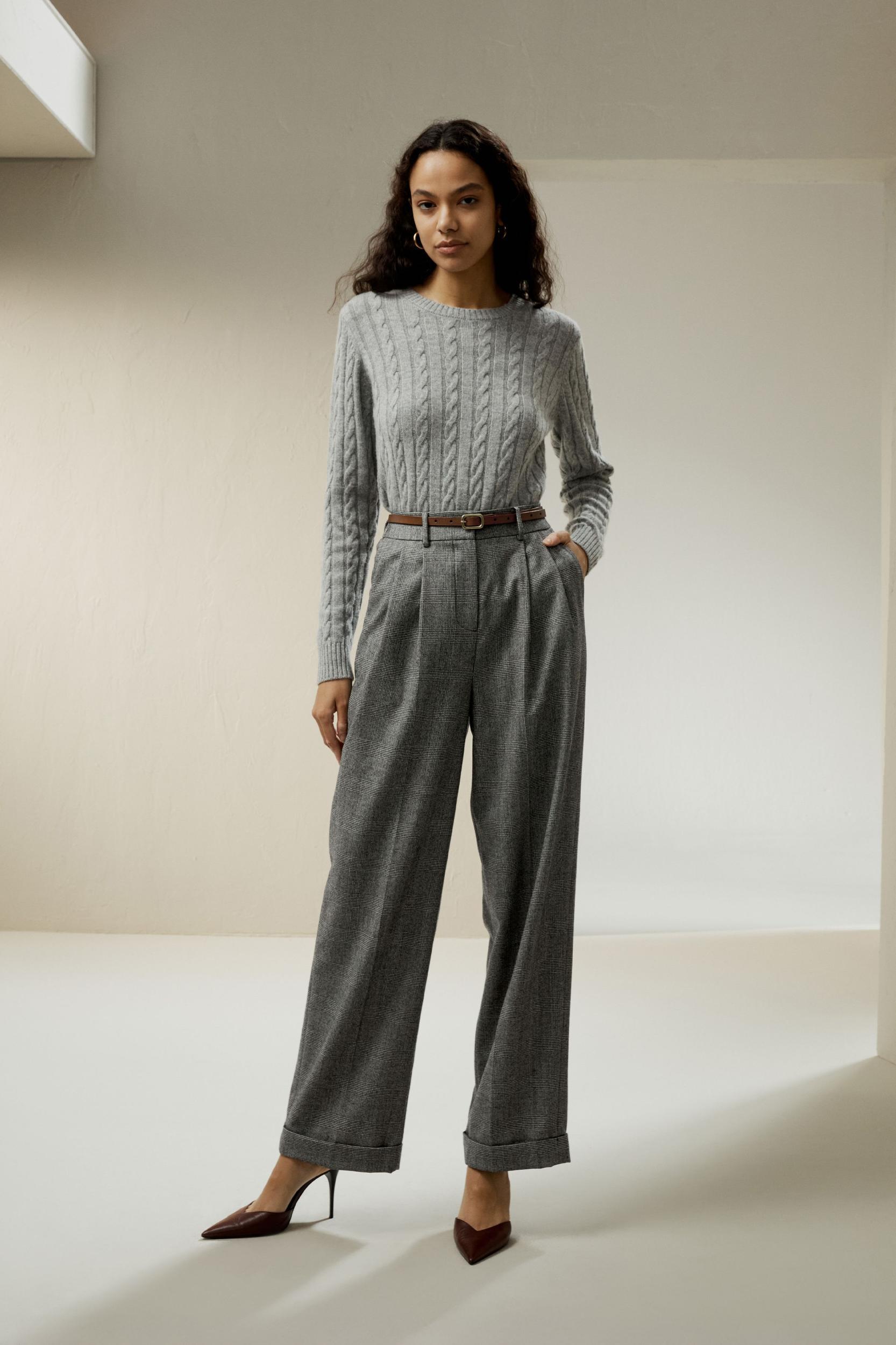 Classic Cable Knit Sweater with Ribbed Edges Product Image