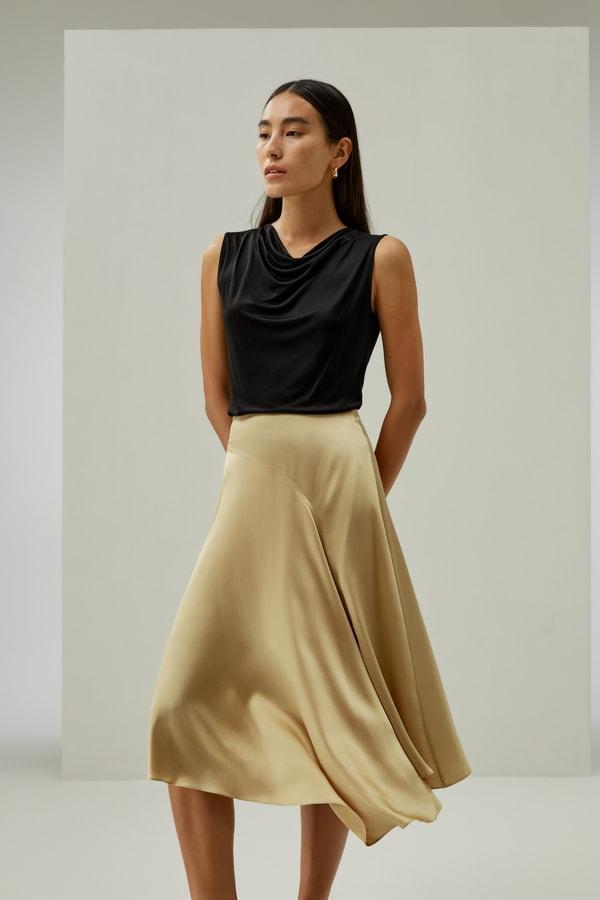 Asymmetrical Hem Silky Half-Skirt Product Image