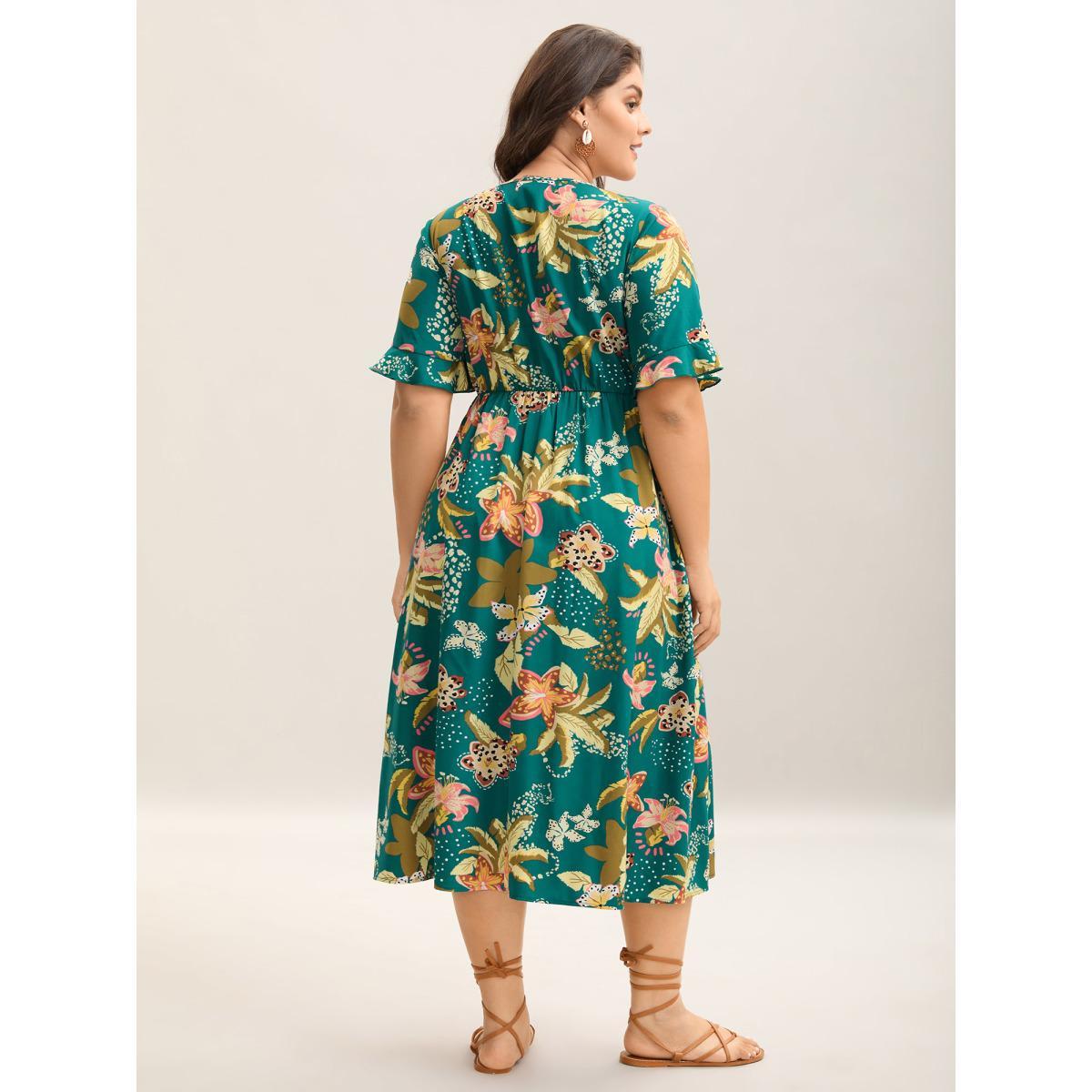 Plus Size Tropical Floral Print Pockets Flowy Midi Dress Teal Women Overlap Collar Short sleeve Curvy BloomChic 14-16/1X Product Image