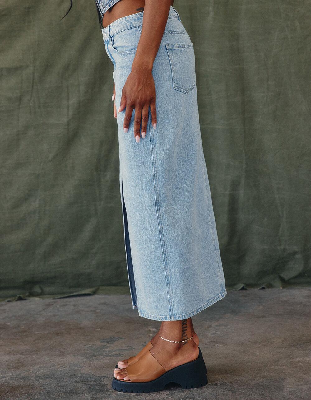WEST OF MELROSE Womens Denim Maxi Skirt - LIGHT WASH Product Image