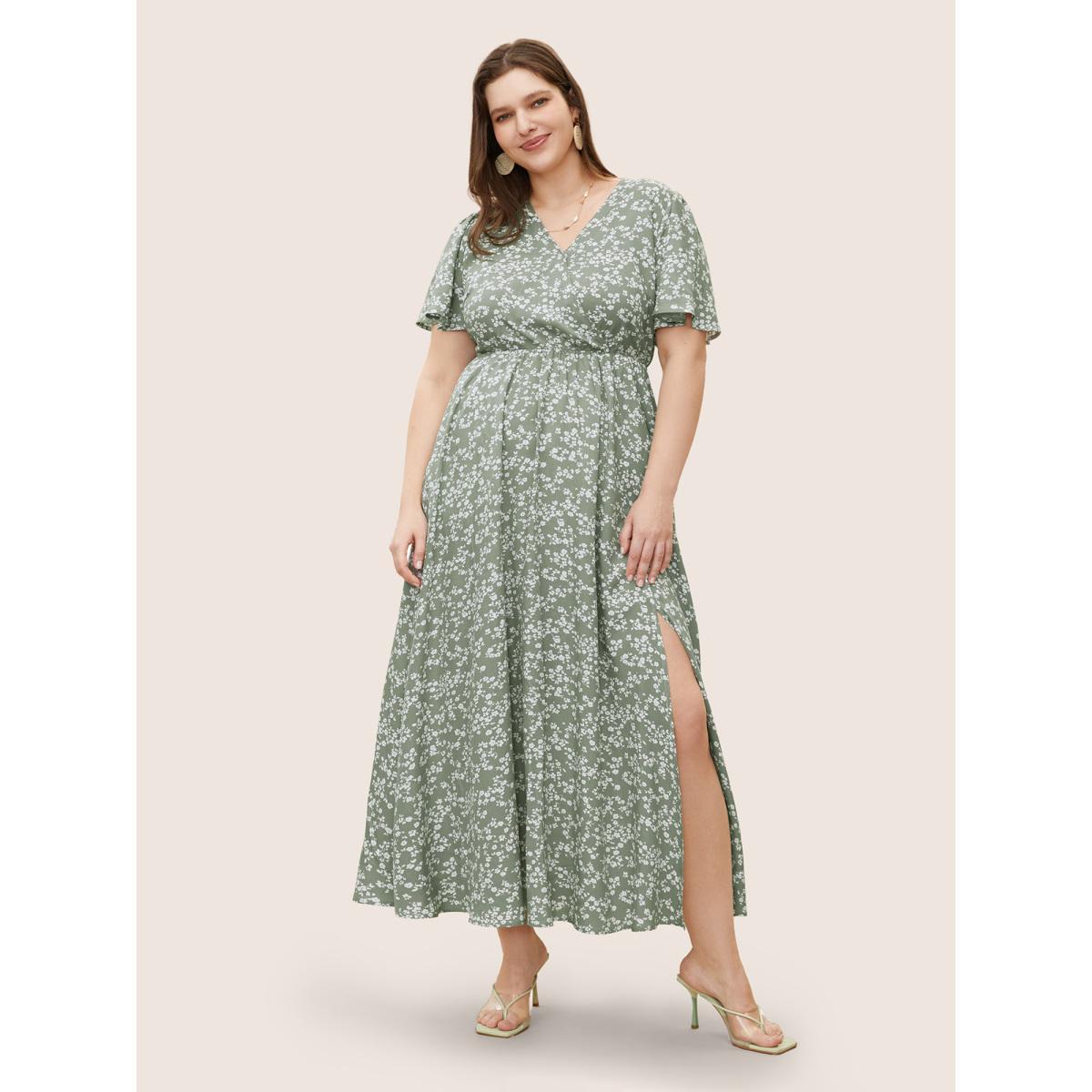 Ditsy Floral Printed Vintage Plus Size Women Vacation Long Dress Ruffle Sleeve Half Sleeve V Neck Pocket Elegance Dresses BloomChic Product Image