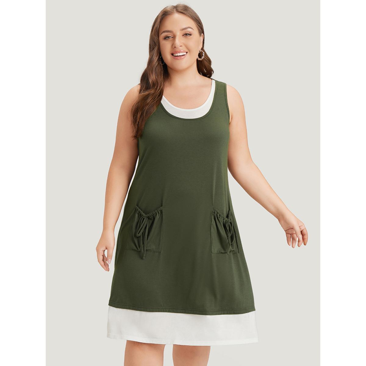Plus Size Two Tone Knot Pocket Patchwork Dress ArmyGreen Women Casual Contrast Round Neck Sleeveless Curvy Knee Dress BloomChic 26/4X Product Image