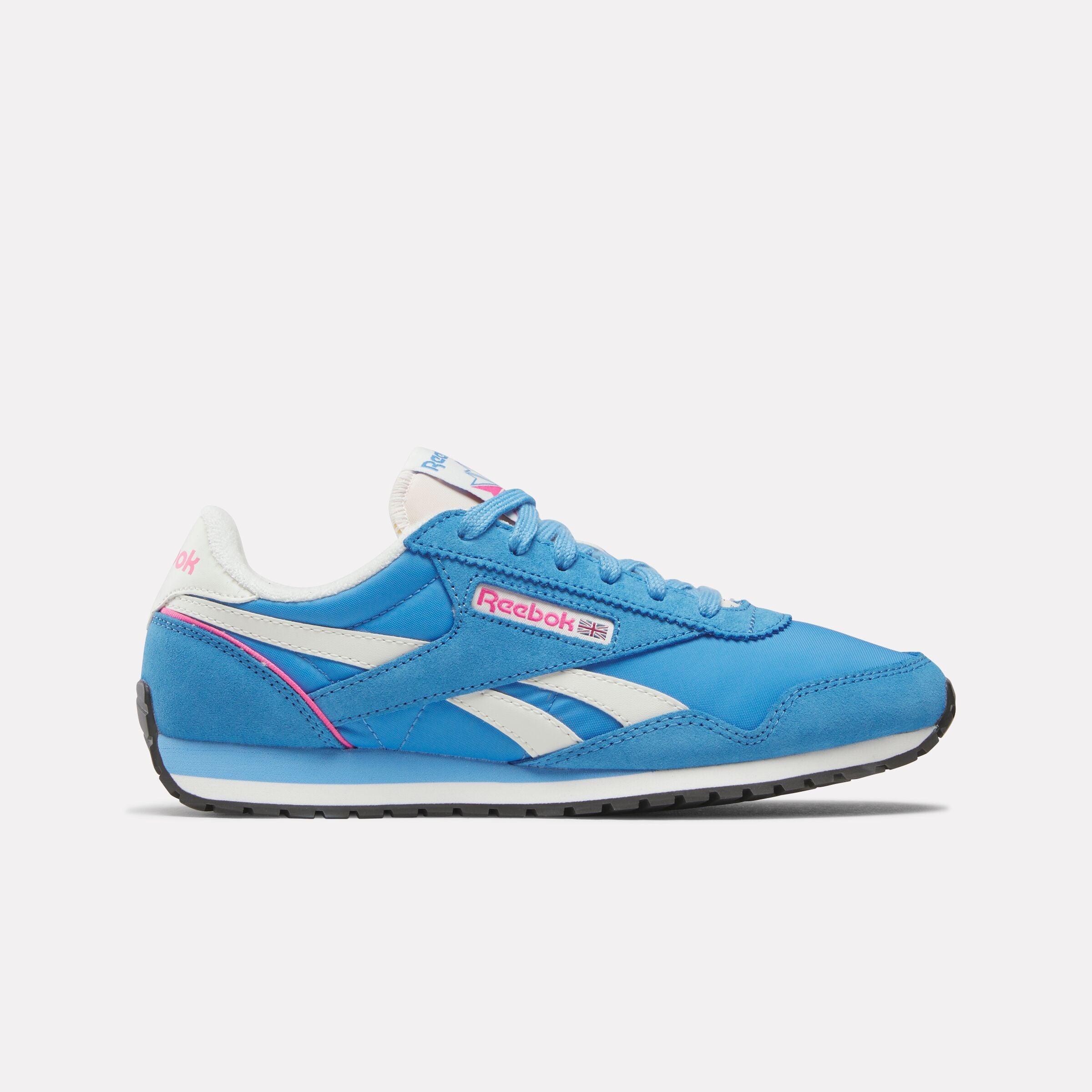 Women's Classic AZ Shoes Female Product Image