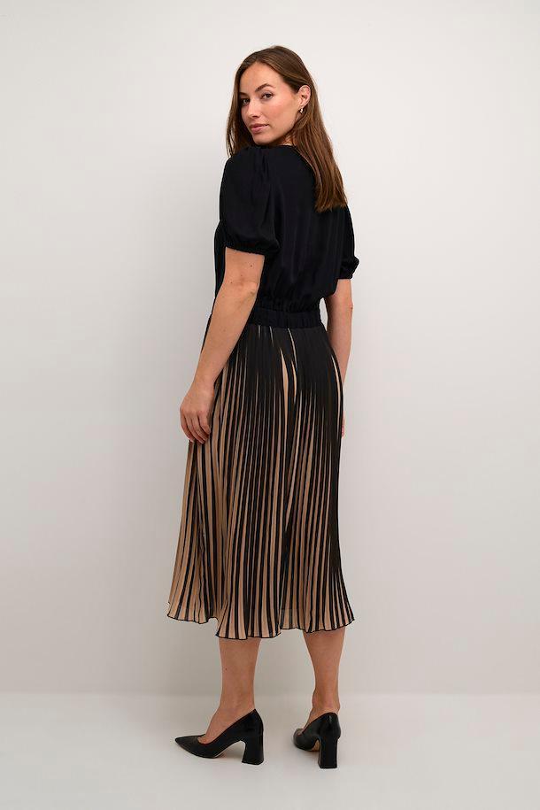 CUcarly Dress with pleats Product Image