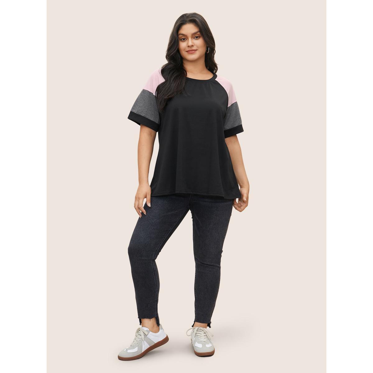 Plus Size Colorblock Contrast Crew Neck Raglan Sleeve T-shirt MistyRose Women Casual Contrast Colorblock Everyday T-shirts BloomChic 14-16/1X Product Image