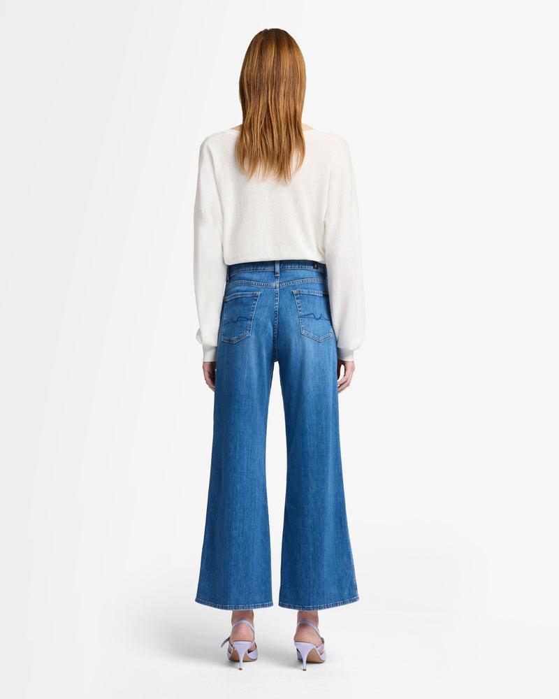 Left Hand Cropped Lotta Product Image