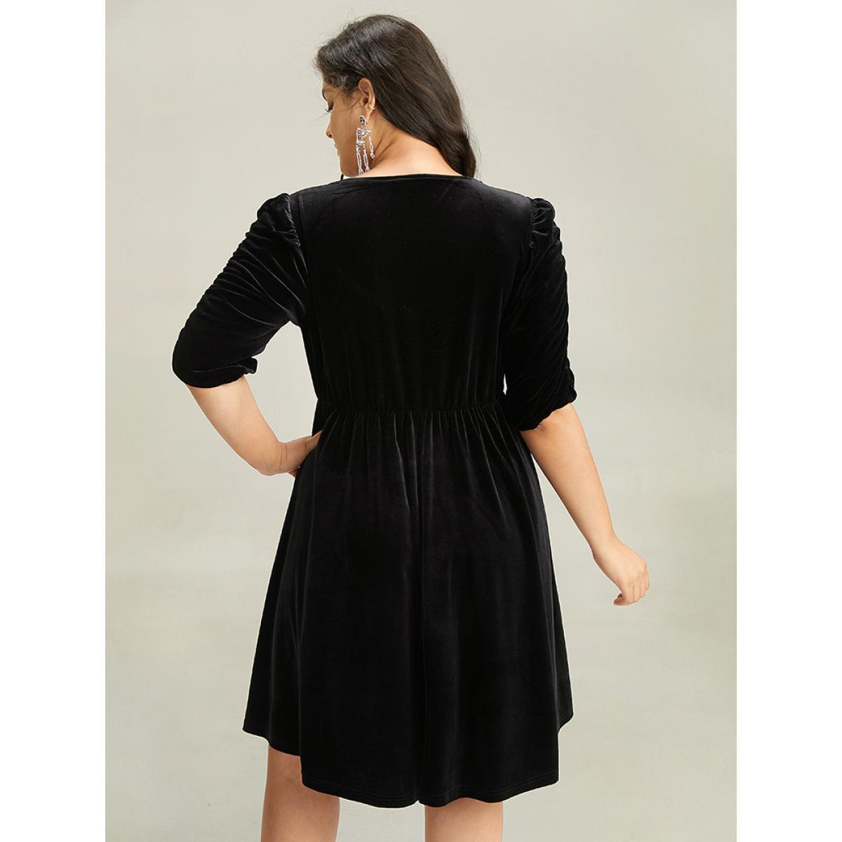 Plus Size Halloween Velvet Rhinestone Pocket Dress Black Women Elegant Rhinestone detailing Square Neck Half Sleeve Curvy Knee Dress BloomChic 30/6X Product Image