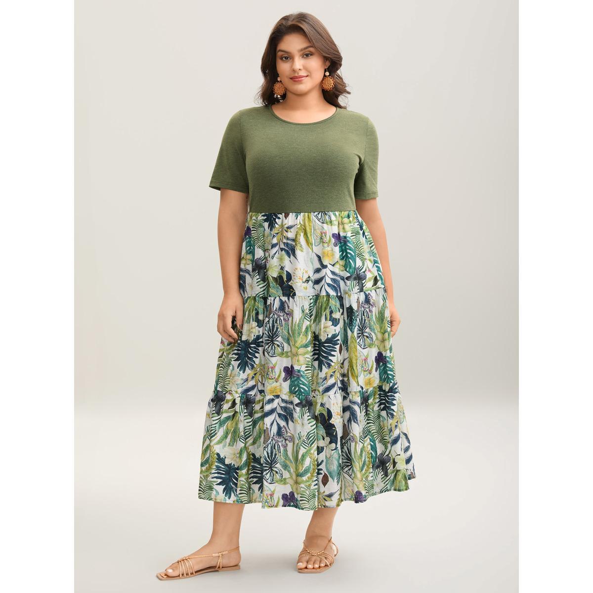 Plus Size Tropical Floral Print Spliced Maxi Dress Moss Women Round Neck Short sleeve Curvy BloomChic 26/4X Product Image