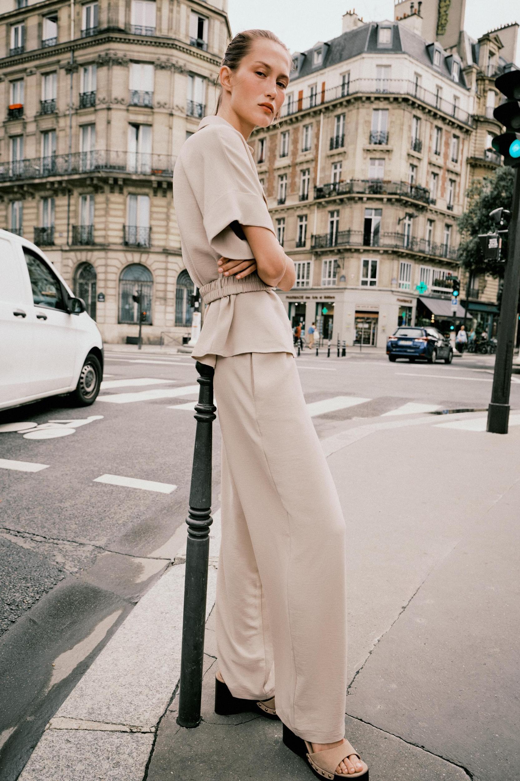 FLOWY WIDE LEG PANTS Product Image