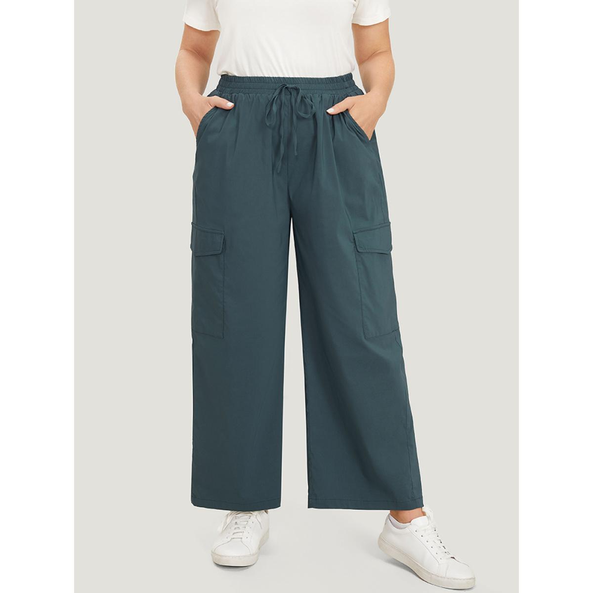 Plus Size Plain Drawstring Patched Pocket High Rise Pants Women DarkGreen Casual Straight Leg High Rise Dailywear Pants BloomChic 26/4X Product Image
