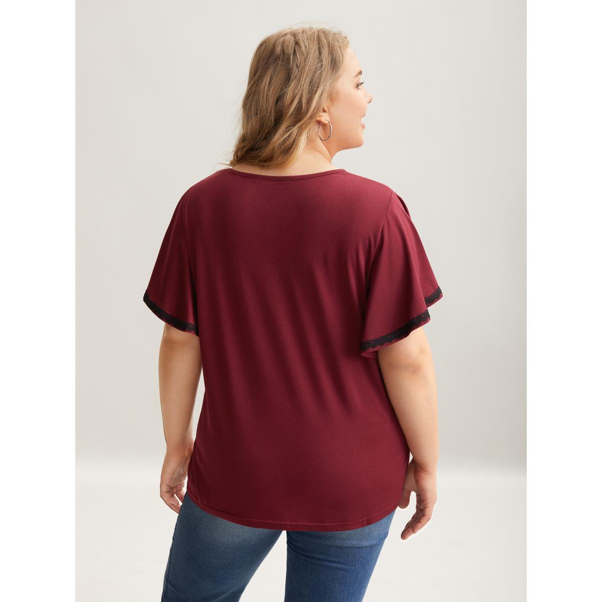 Plus Size Stretchy Color Contrast Flutter Sleeve T-Shirt Scarlet Women Elegant Woven ribbon&lace trim V-neck Everyday T-shirts BloomChic 28/5X Product Image