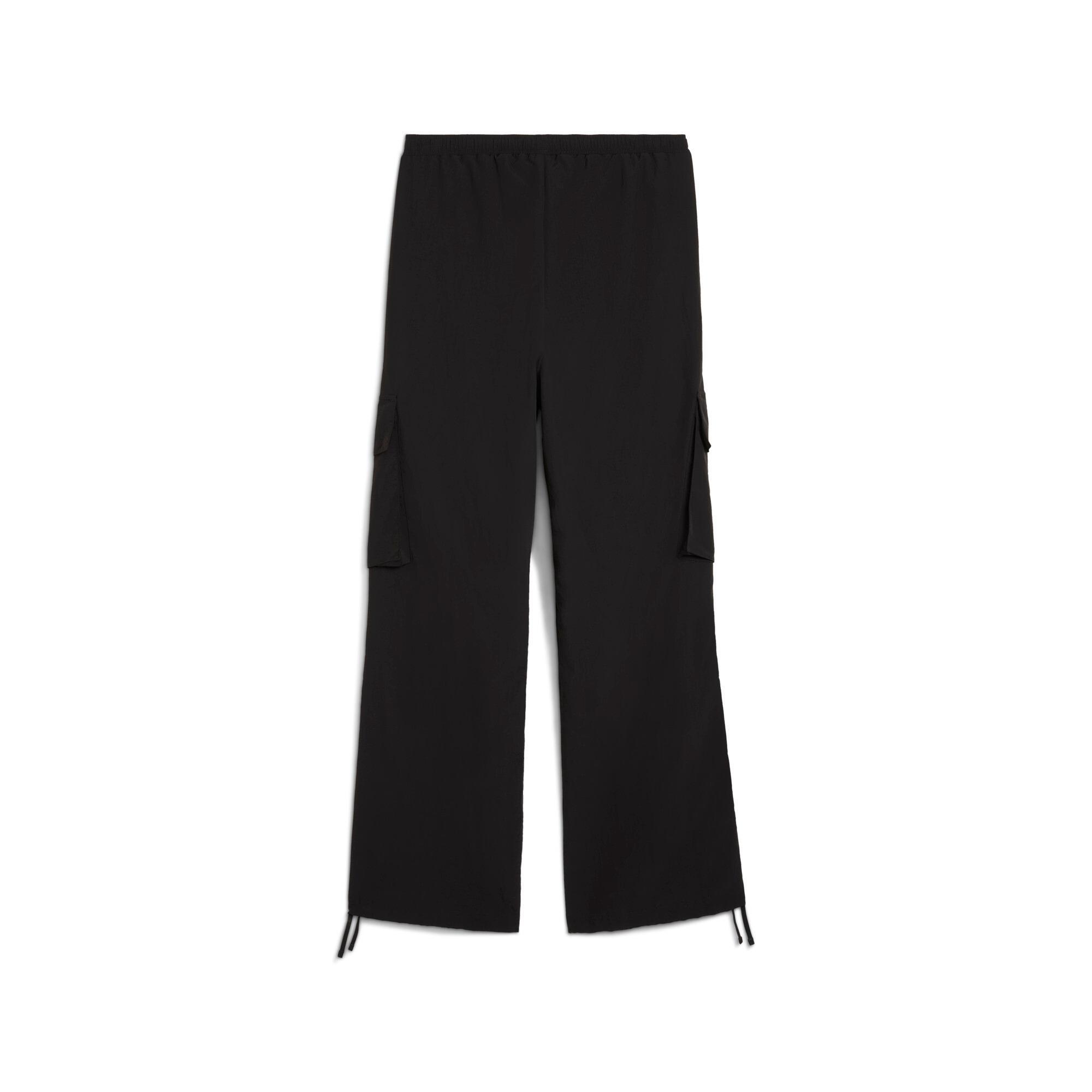 Wardrobe Essentials Women's Relaxed Woven Cargo Pants Product Image
