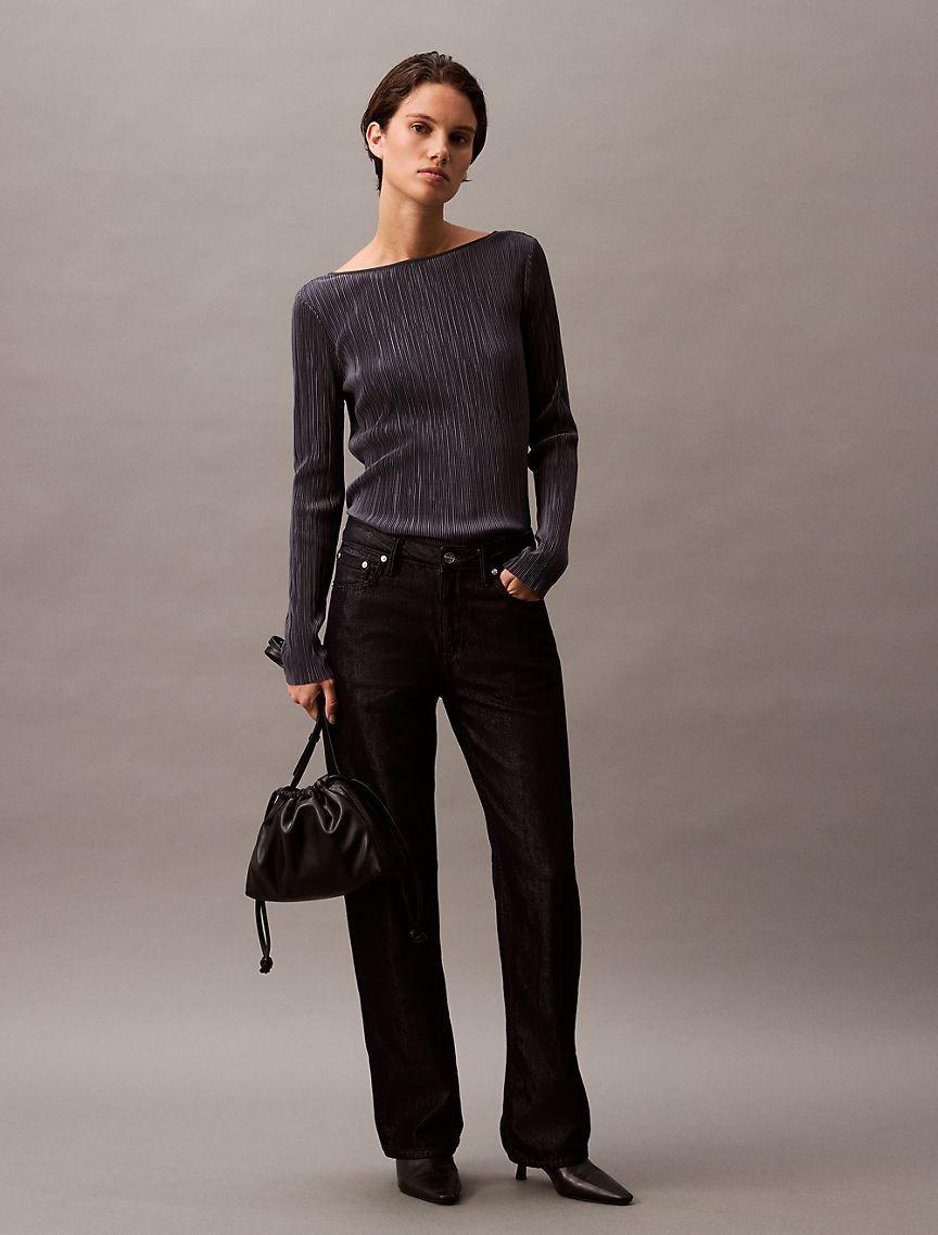 Plisse Low Back Slim T-Shirt Product Image