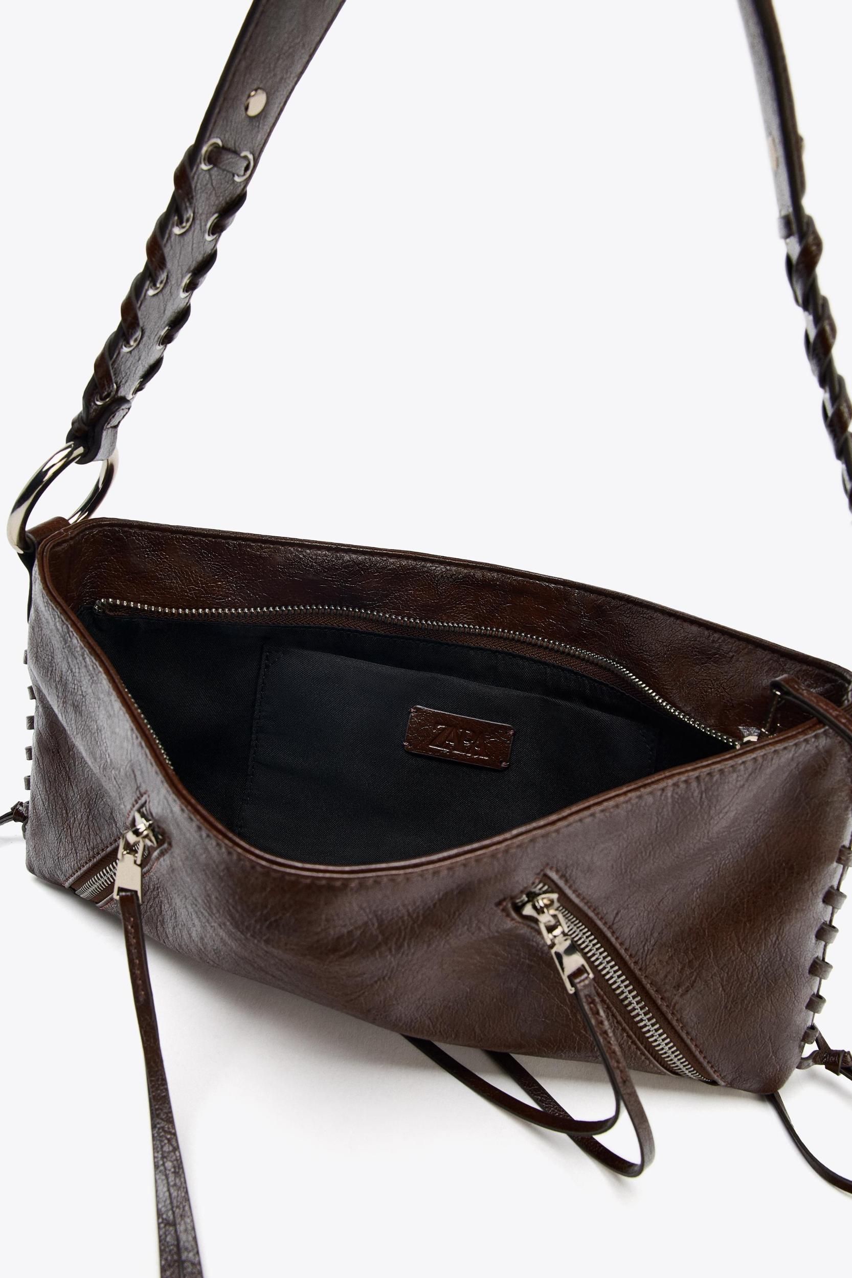 ZIPPER SHOULDER BAG Product Image