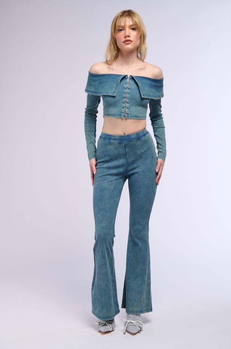 THINKIN BOUT ME RIB KNIT FLARED LEGGING Product Image