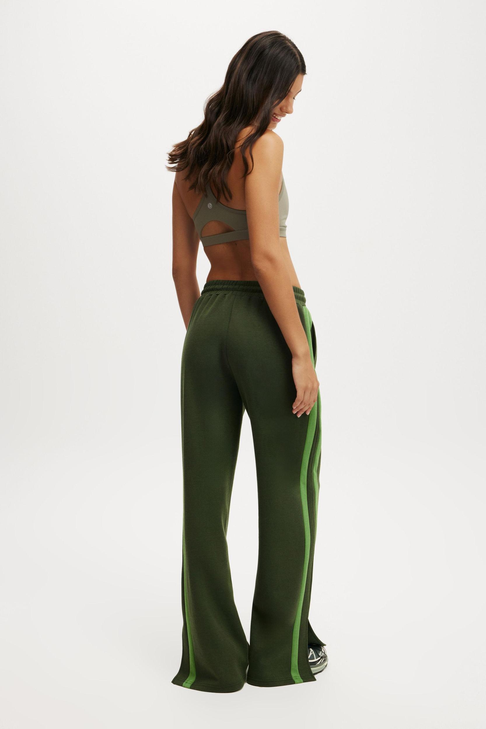 Outdoorsy Move Pant Product Image