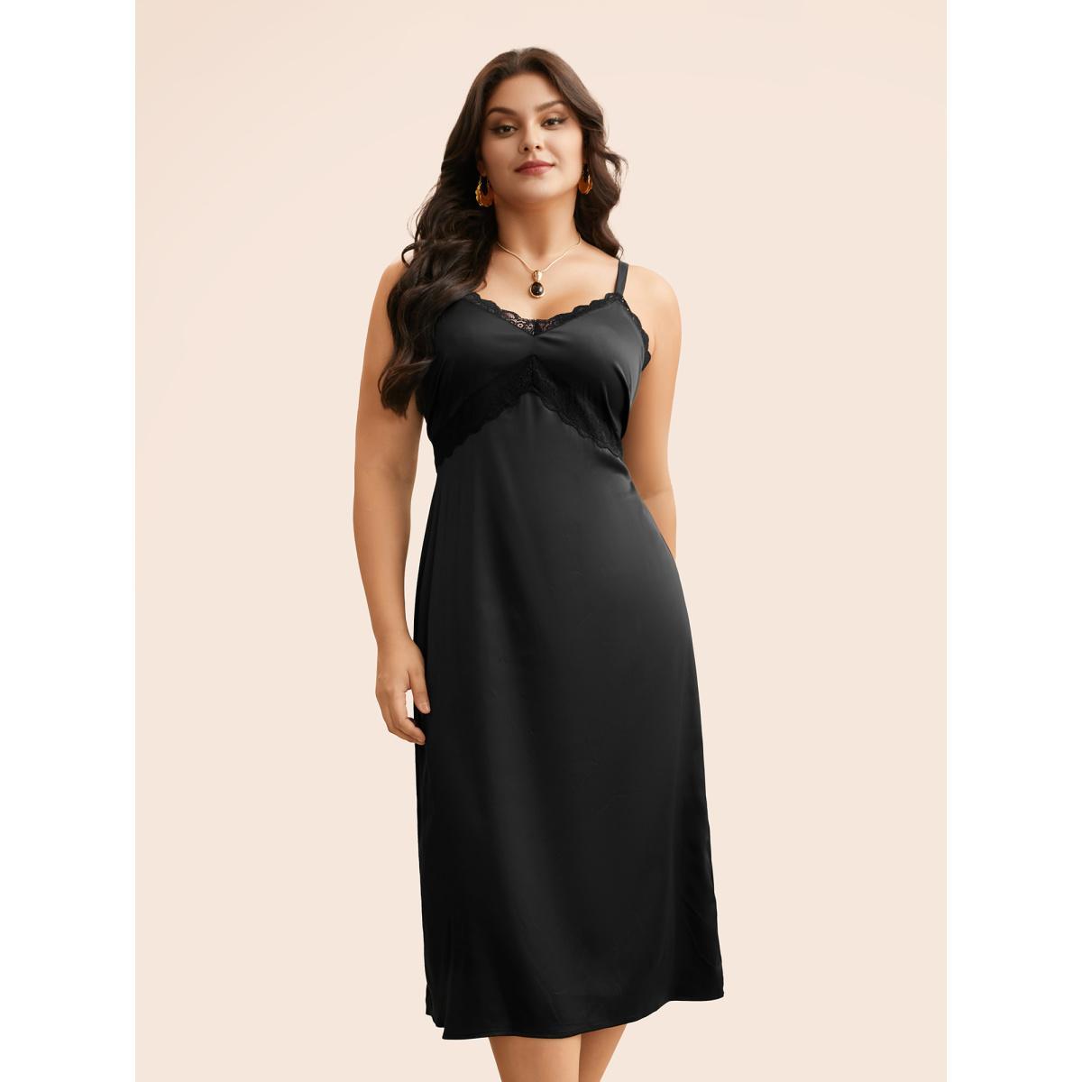 Plus Size Lace Panel Shirred Cami Dress Black Women Elegant Woven ribbon&lace trim V-neck Sleeveless Curvy BloomChic 30/6X Product Image