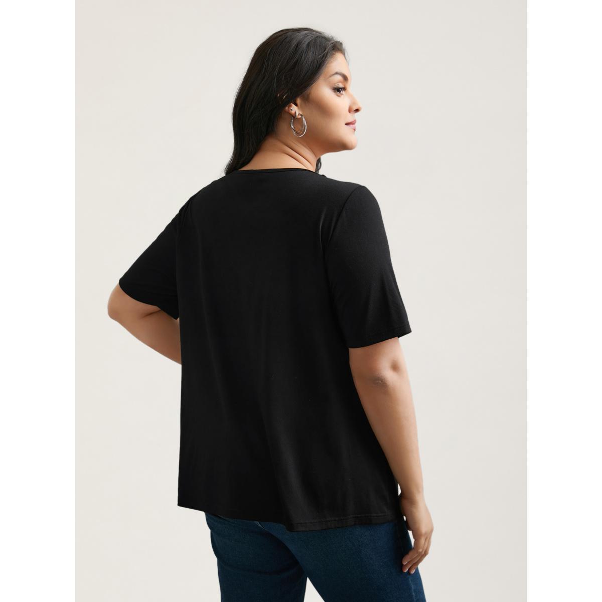 Plus Size Crossover Keyhole Plain Stretchy T-Shirt Black Women Casual Cut-Out Asymmetrical Neck Everyday T-shirts BloomChic 28/5X Product Image
