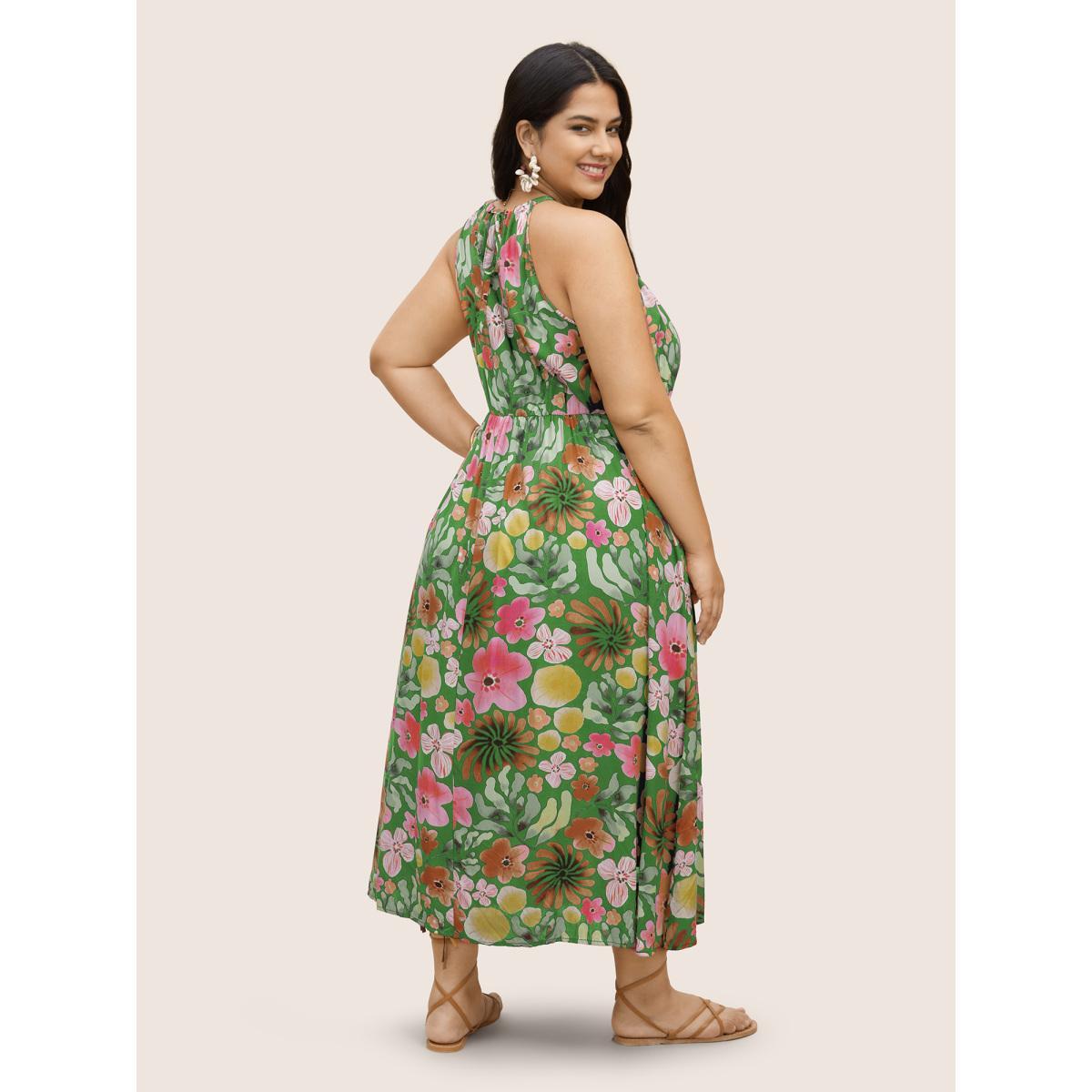 Plus Size Floral Printed Patchwork Side Seam Pocket Dress Truegreen Women Resort Gathered Non Sleeveless Curvy BloomChic 30/6X Product Image