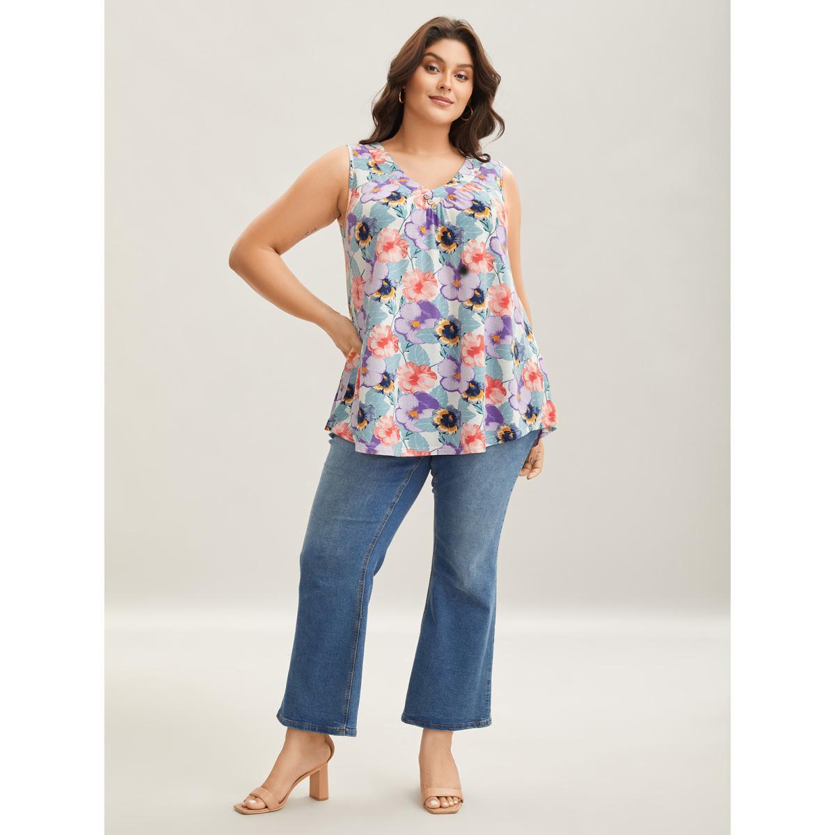 Plus Size Spring Romance Pleated Front Tank Top Women Multicolor Contrast V-neck Everyday-Elegant Tank Tops Camis BloomChic 10/M Product Image