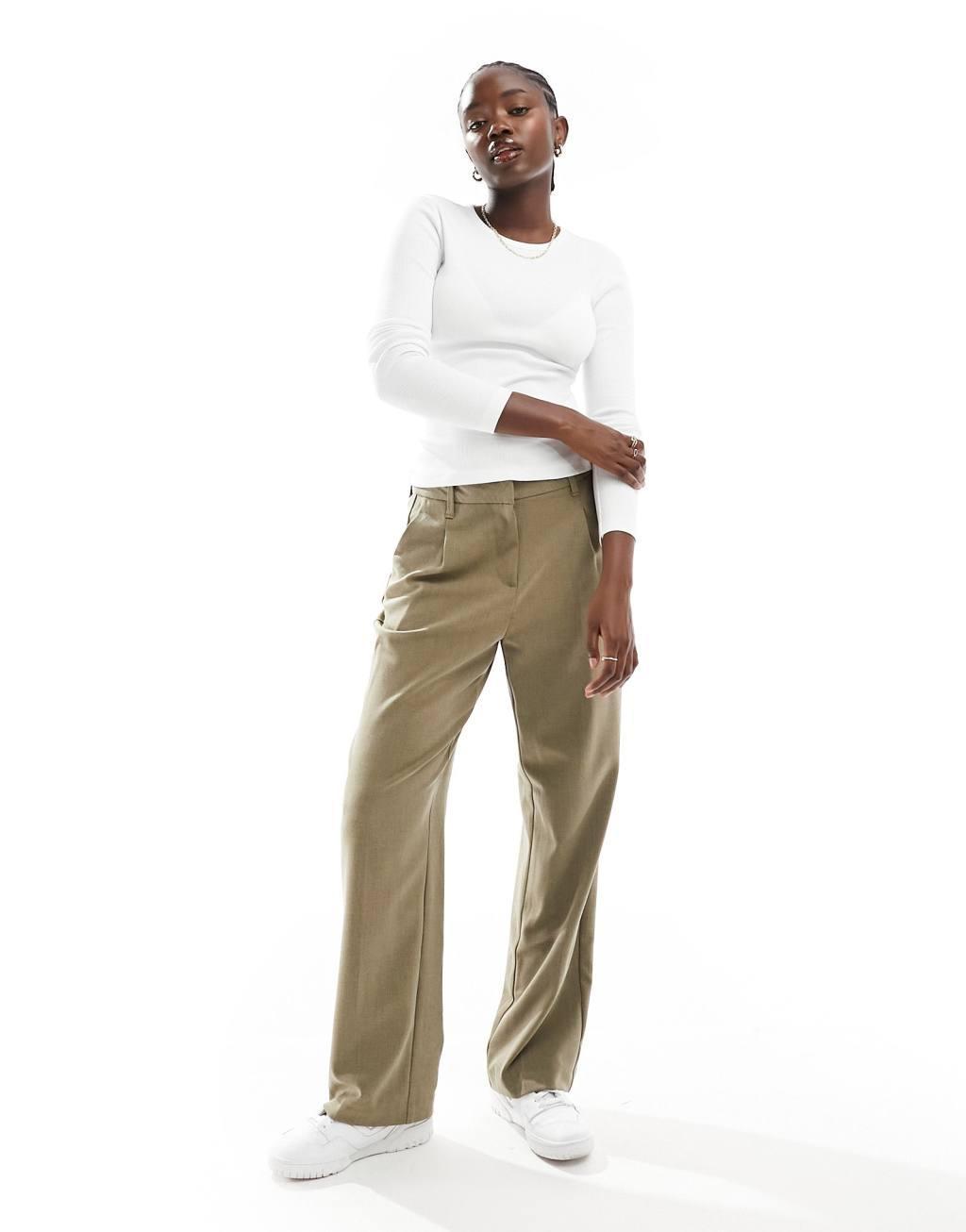 Vero Moda fine ribbed long sleeve top Product Image