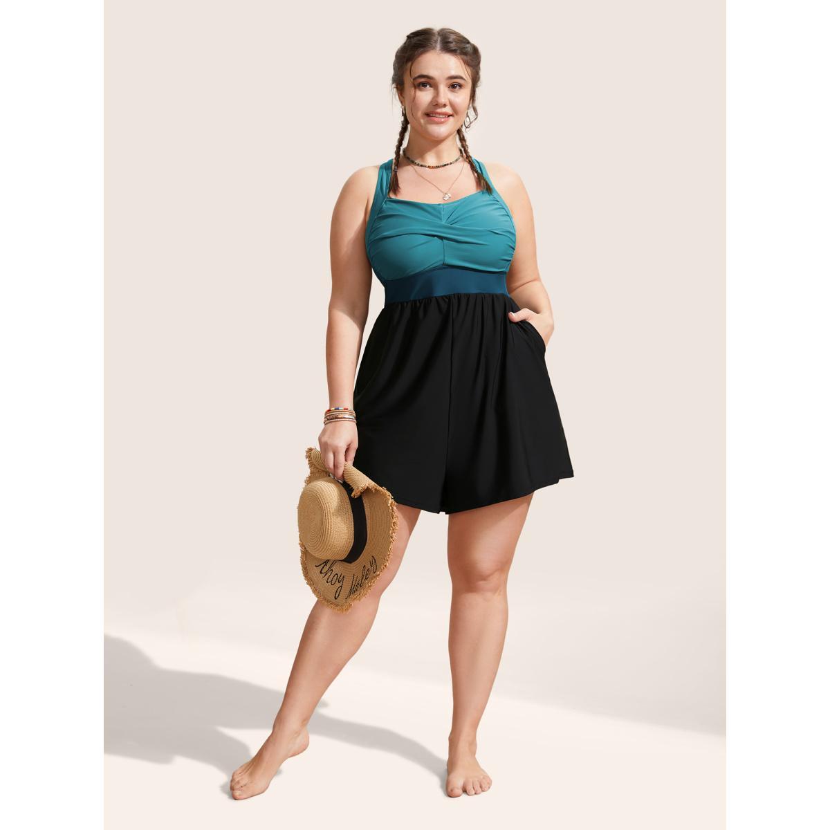 Plus Size Patchwork Contrast Crossover One Piece Swimsuit Women's Swimwear Rosered Beach Twist Curve Bathing Suits High stretch One Pieces BloomChic 30/6X Product Image