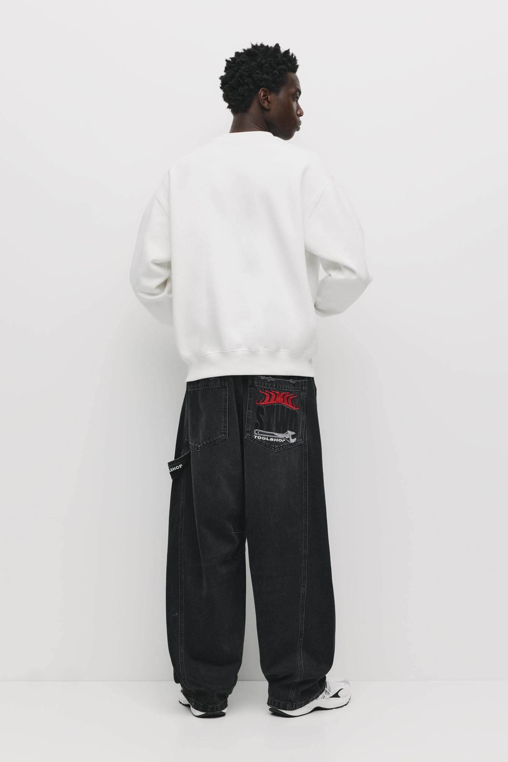 Basic crew neck sweatshirt Product Image