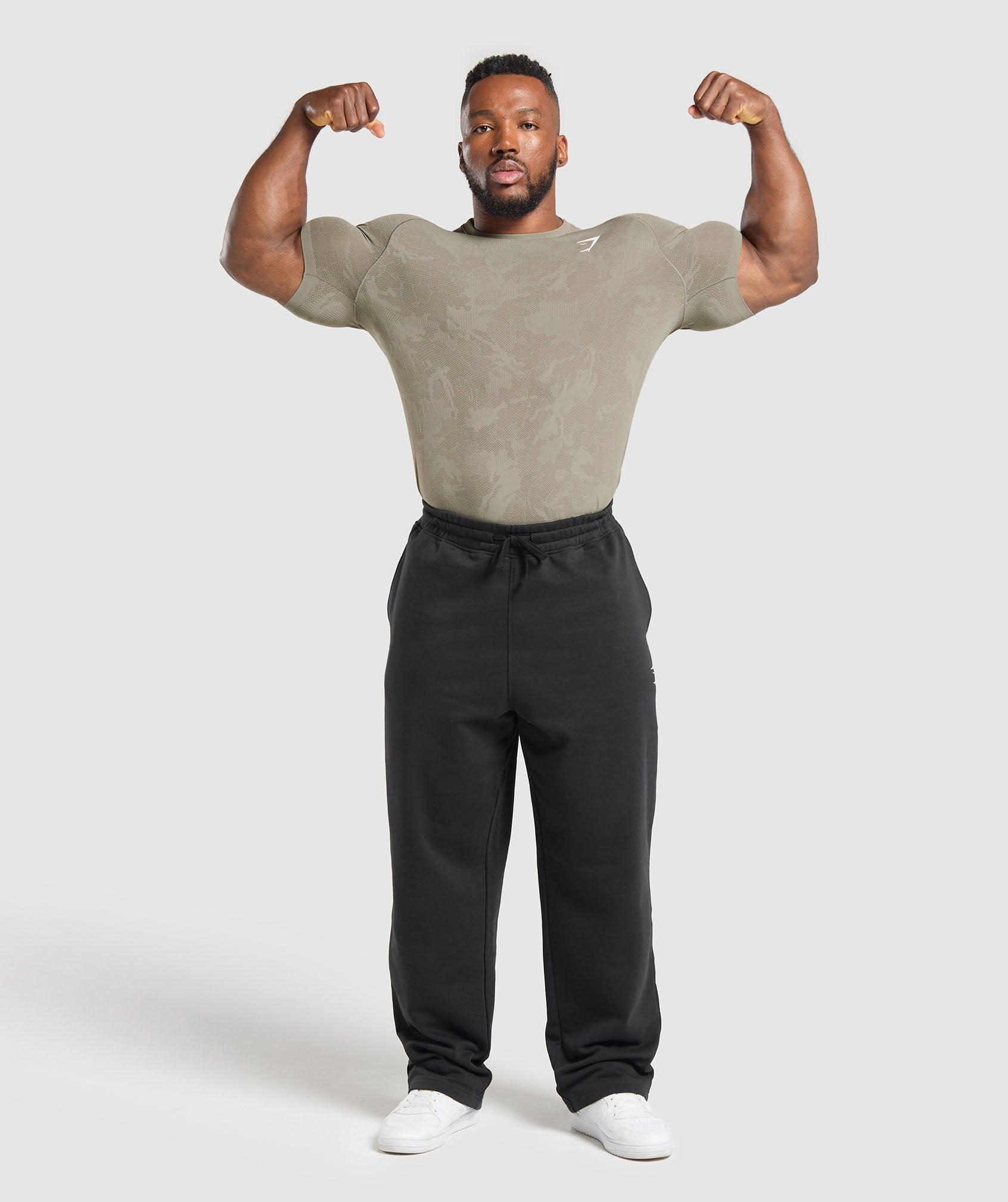 Gymshark Geo Seamless T-Shirt - Linen Brown/Camo Brown Male Product Image