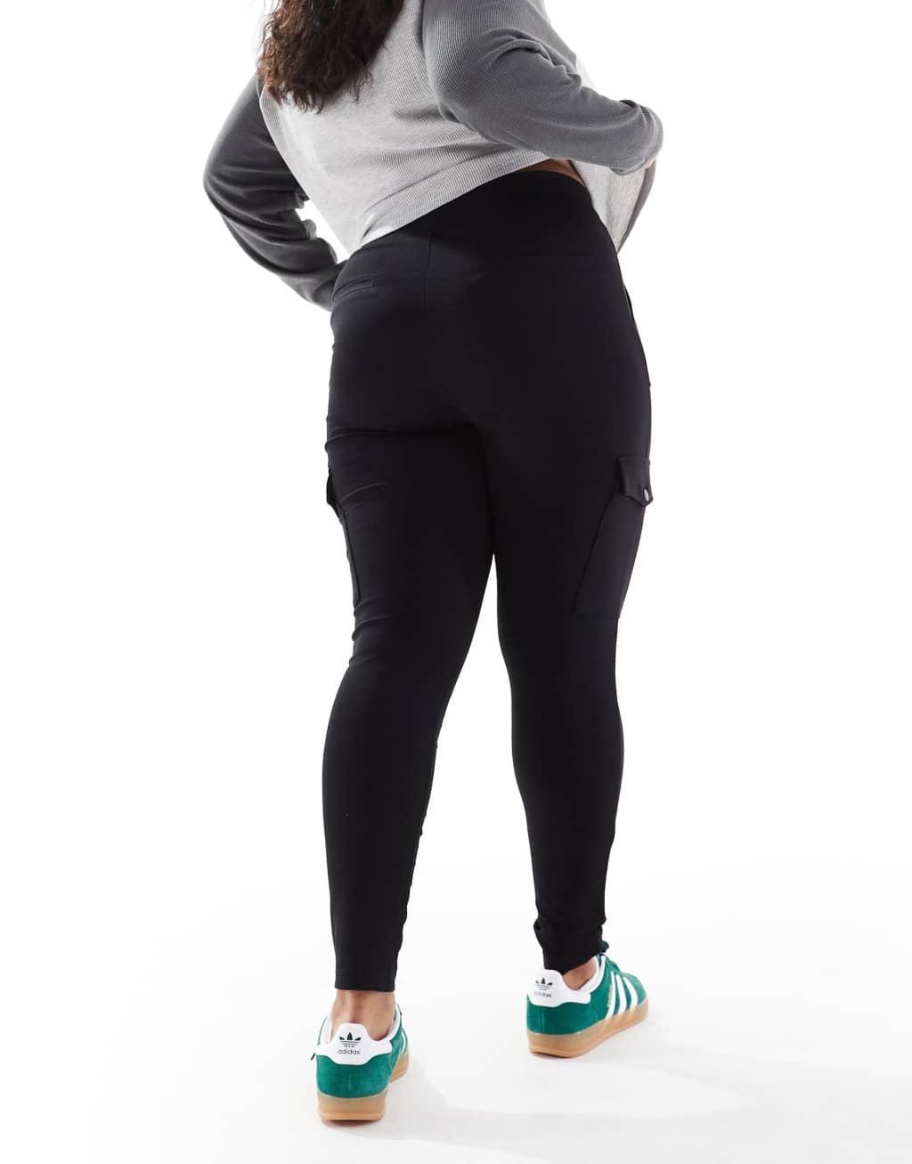 Yours cargo pocket ponte leggings in black Product Image