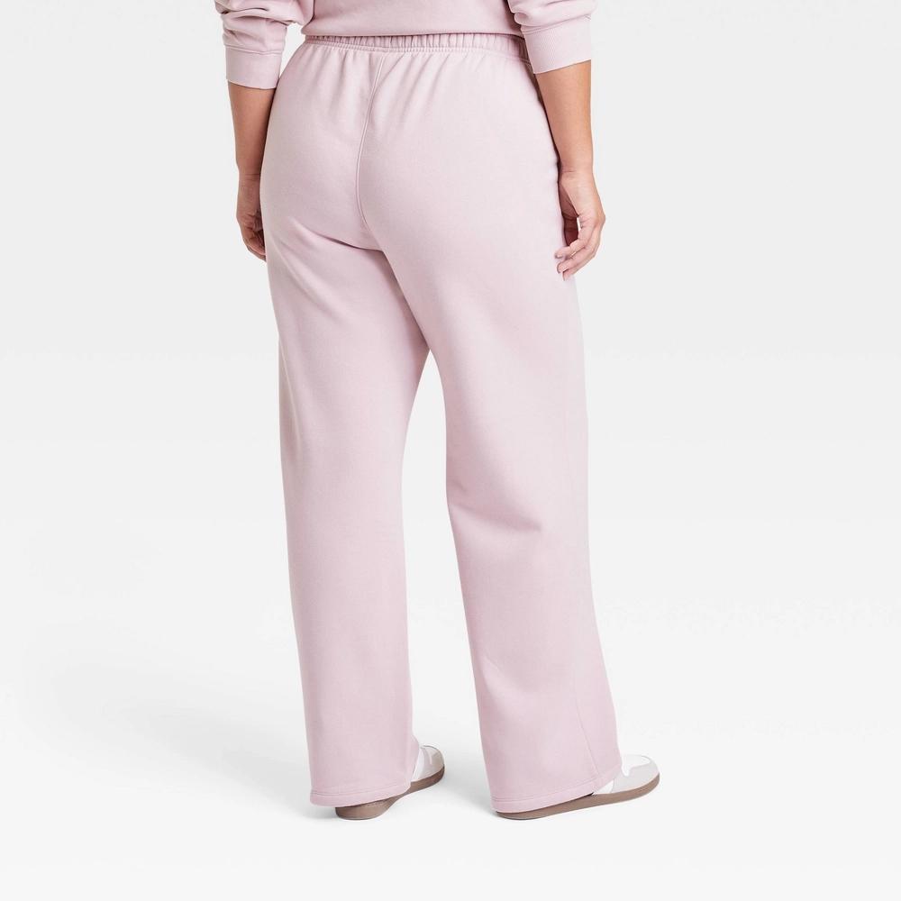 Womens Leisure Studio Mid-Rise Knit Straight Leg Sweatpants - Universal Thread Mauve 4X Product Image
