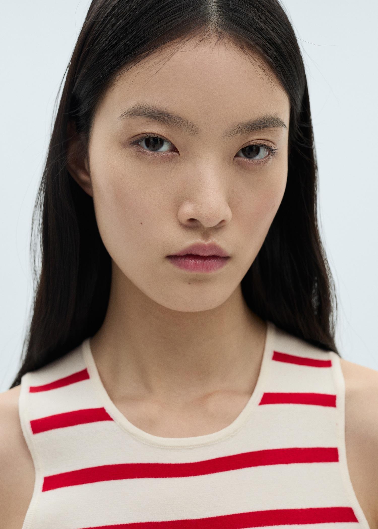 Striped knitted crop top - Women | MANGO USA Product Image