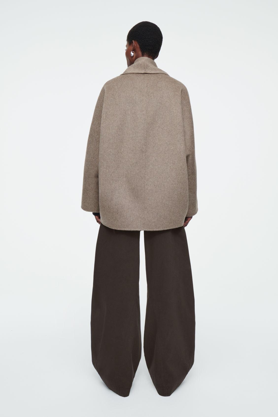 DOUBLE-FACED WOOL PEA COAT Product Image