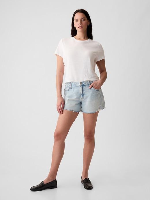4" Low Rise Stride Denim Shorts Product Image