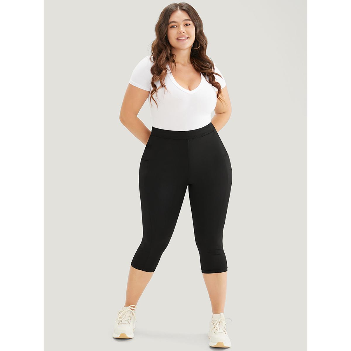 Plus Size Plain Skinny Pocket Cropped Leggings Women Black Casual Medium stretch Skinny High Rise Dailywear Leggings BloomChic 18-20/2X Product Image
