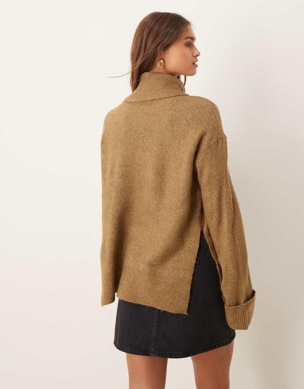 Vila roll neck oversized sweater with turn up cuff in green melange Product Image