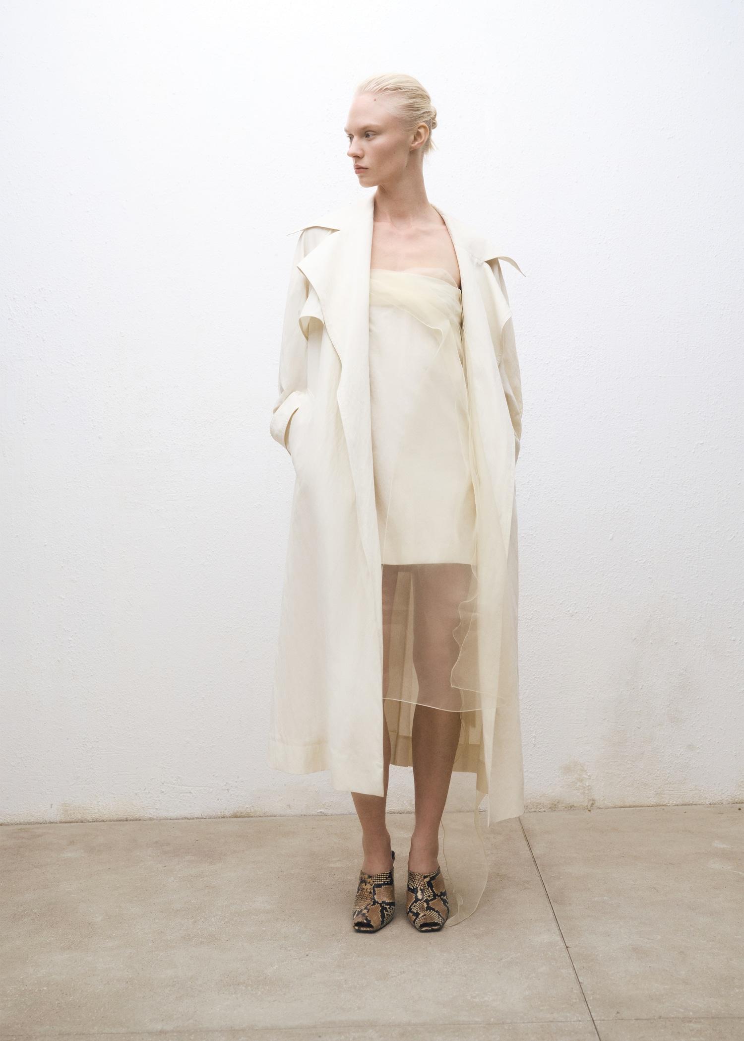 Short chiffon combined dress - Women | MANGO USA Product Image