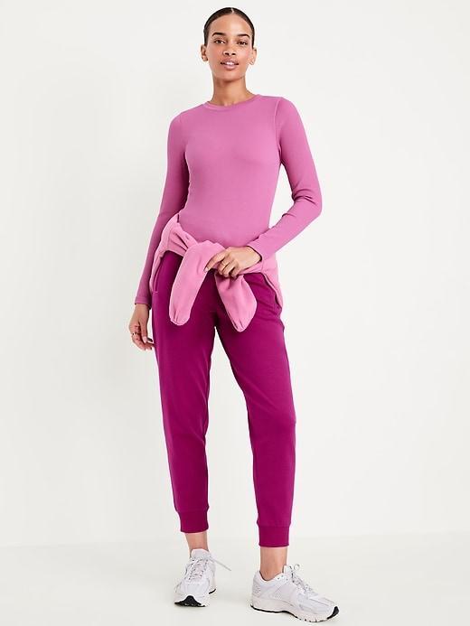 Fitted Seamless Ribbed T-Shirt Product Image
