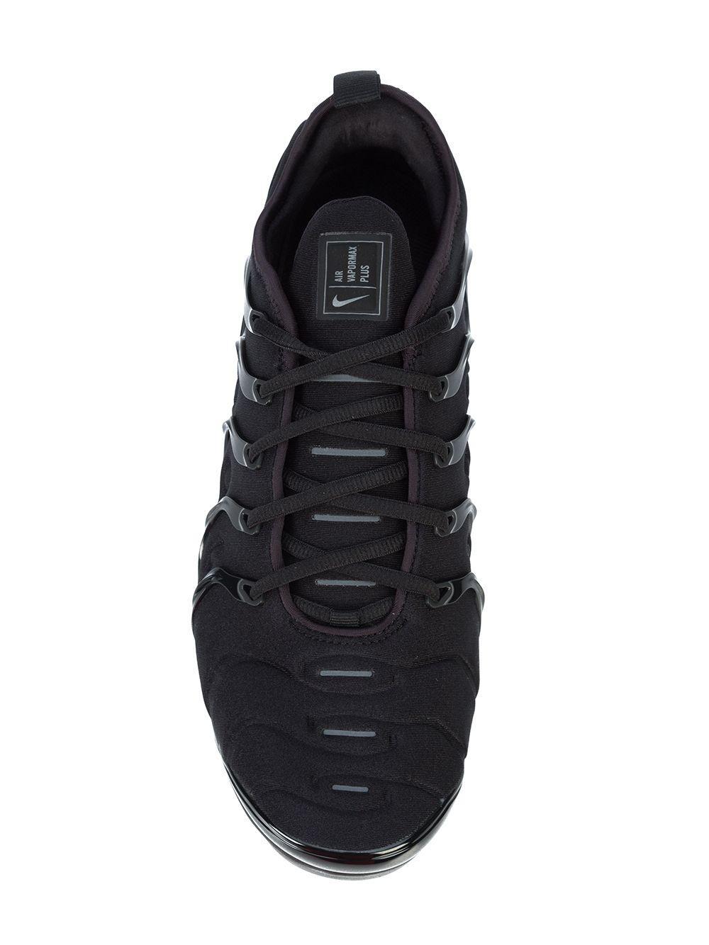 Air Vapormax Plus "Triple Black" sneakers Product Image