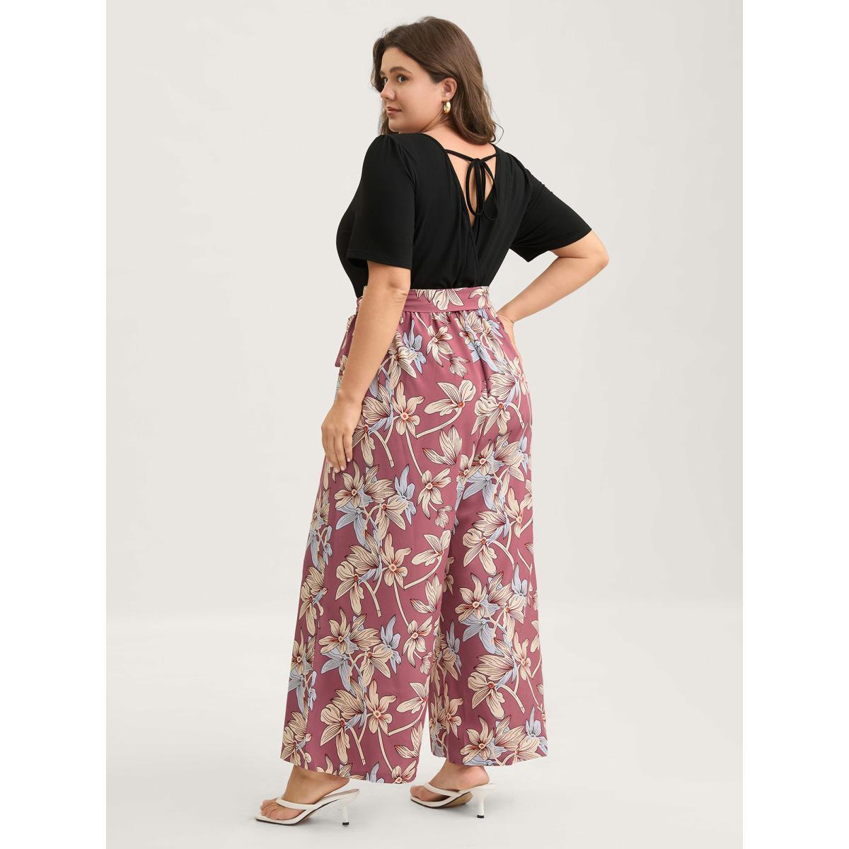 Plus Size Rosered Color Contrast Floral Belted Jumpsuit Women Short sleeve V-neck Everyday-Elegant Loose Jumpsuits BloomChic 22-24/3X Product Image